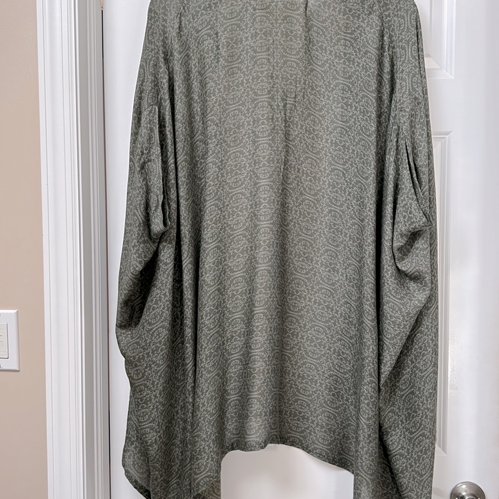 TREASURE & BOND One Size Ruana NWT - Picture 6 of 6